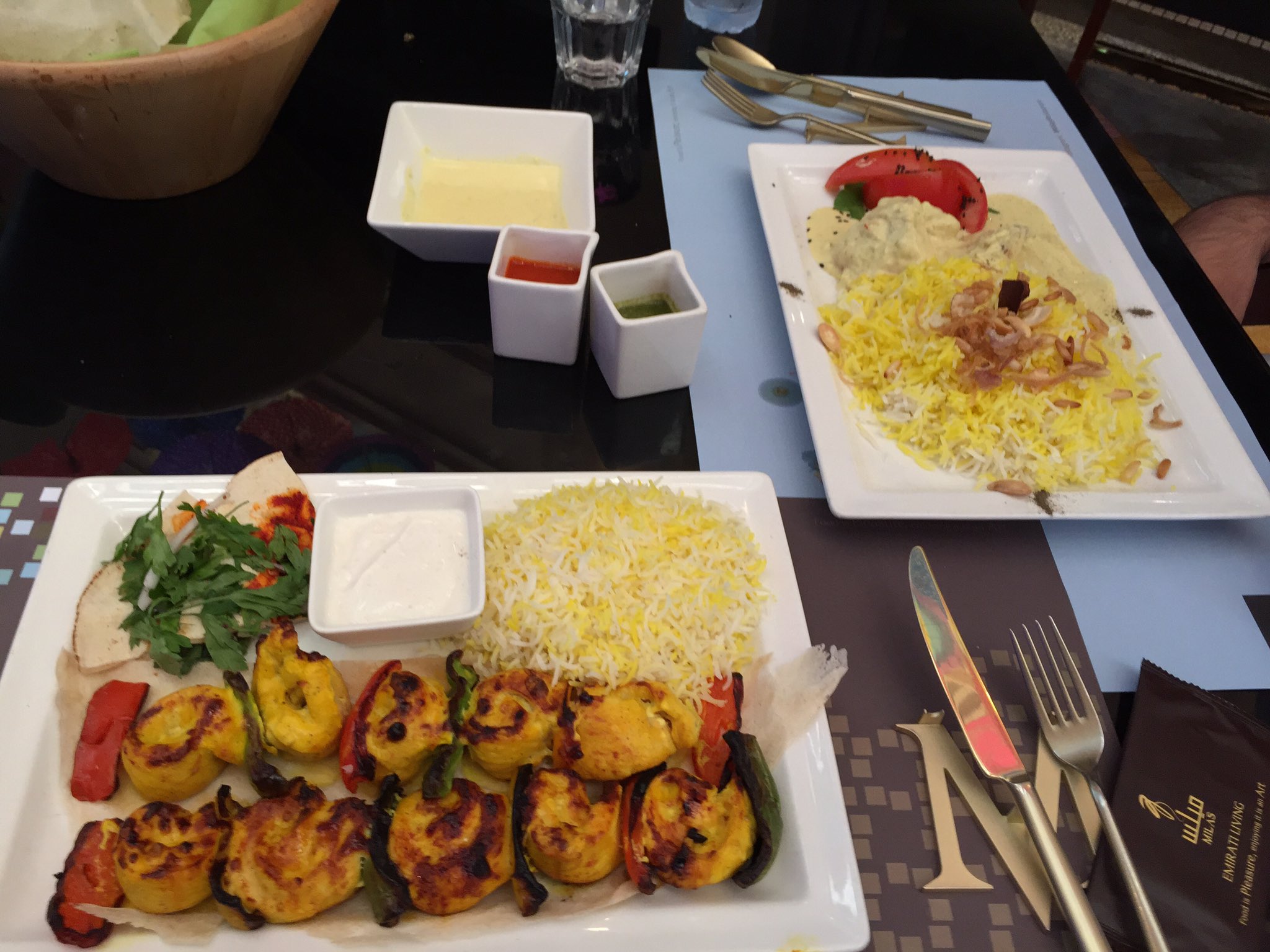 اشهر 10  مطاعم  في ابوظبي